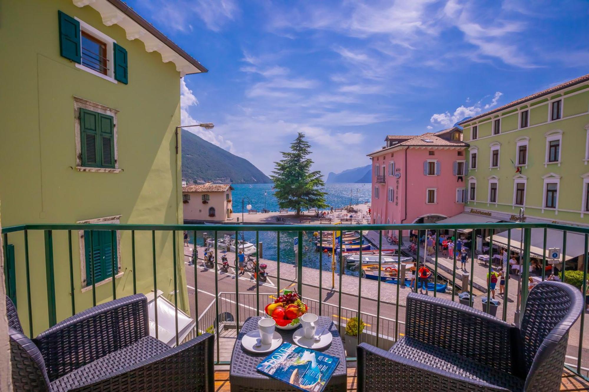 Dogana Best Lake View - Happy Rentals Torbole Sul Garda Kültér fotó